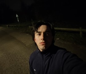 Kostya  Ryaboshapko, 18, Berlin