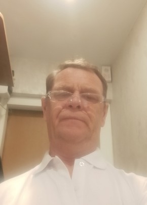 Эдуард из Москвы 61 год