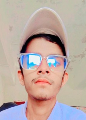 Moiz khan, 19, پاکستان, کراچی