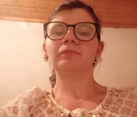 Tzu, 26, Tirana