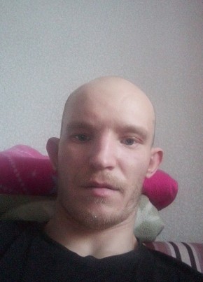Иван, 30, Россия, Магадан