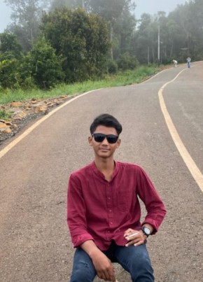 Bayhaqi из Banjarmasin 19 лет
