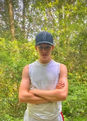 Reggie, 18, United Kingdom, Weston-super-Mare