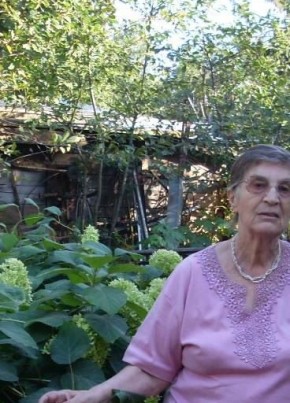 Елена, 81, Россия, Москва