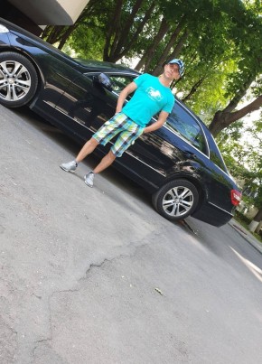 Iurii из Chişinău 41 год