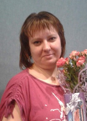 Ирина из Саратова 50 лет