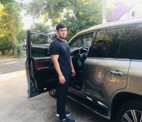 Nodir, 18, Chekhov