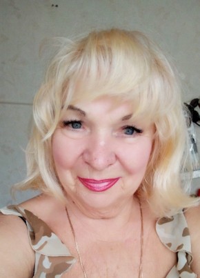 Валентина, 65, Россия, Ялта