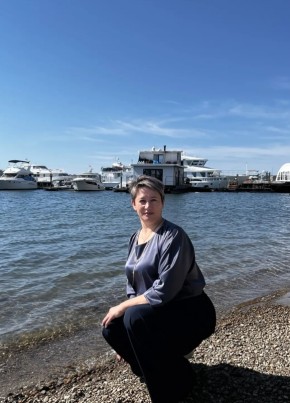 Елена из Иркутска 42 года