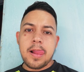 Roberth Morles, 32, Villa Bruzual