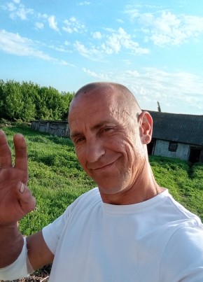Евгений из Киров (Калужской обл.) 41 год
