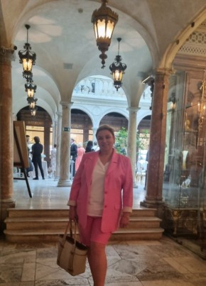 Olga, 49, Russia, Saint Petersburg