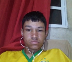 Marcos Godoi, 23 года, São José do Rio Pardo