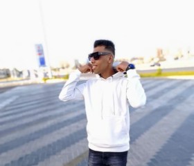 Khaled, 20, Ismailia