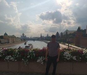 Эмиль, 45 лет, Москва