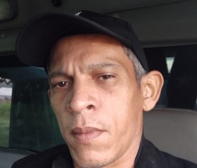 Vicente, 42, Caracas