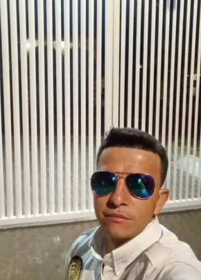 Maximo Santana, 32, Costa Rica, San Jose (San Jose)