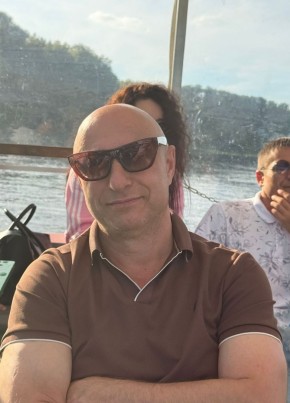 Вячеслав из Алапаевска 54 года
