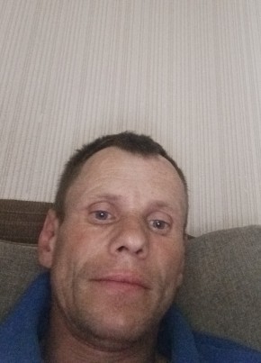 Игорь, 42, Россия, Артем
