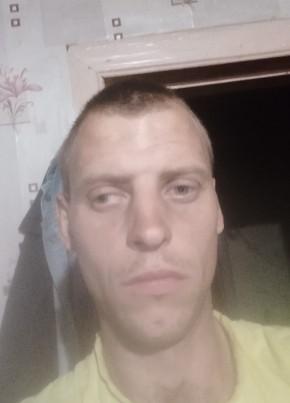 Николай, 31, Россия, Комаричи