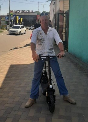 Константин из Смоленска 49 лет