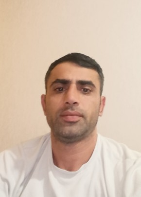 Elvin Semmedov из Орёла 36 лет