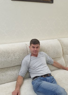 Олег из Санкт-Петербурга 51 год