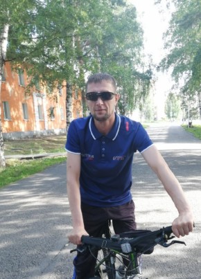 Андрей из Новосибирска 45 лет