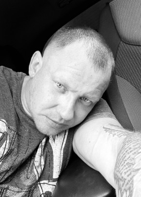 Anton, 40, Russia, Gatchina