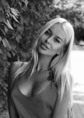 каролина, 23, Россия, Москва