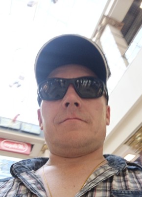 Ilya, 33, Russia, Saint Petersburg