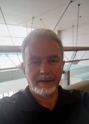 Mert Aksoy, 58, Türkiye Cumhuriyeti, Adana