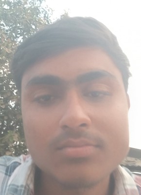 NiteshknmarSingh, 18, India, Ulhasnagar