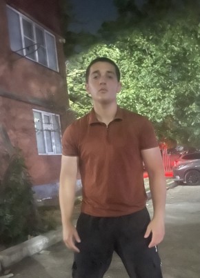 Ахмад из Хасавюрта 21 год