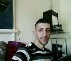 Elvir, 41, Sarajevo
