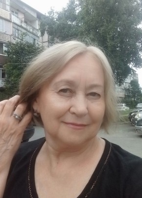 Людмила из Москвы 70 лет