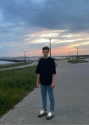 Михаил, 25, Россия, Саки