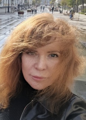 Ирина из Гатчины 45 лет