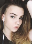 Olga, 24, Moscow