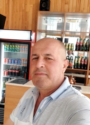 Артём из Новосибирска 52 года