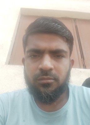Abdul Karim Shei, 34, India, Mumbai