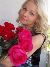 Yuliya, 27, Russia, Saint Petersburg