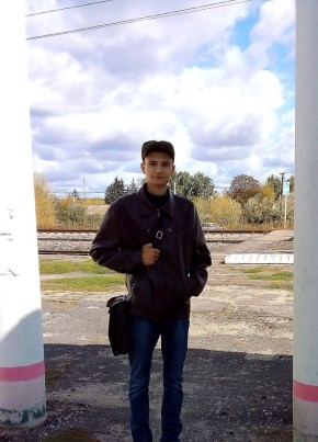 Илья, 20, Россия, Щигры