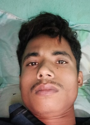 Pappu, 18, India, Guwahati