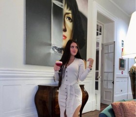 Sherie Elias, 32, Toronto