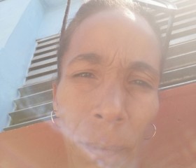 Maydel Niria, 46, Havana