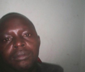 Eric, 39 лет, Kampala