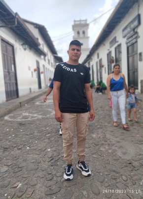 Maikol, 22, República de Colombia, Girón
