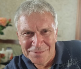 Konstantin, 55, Moscow