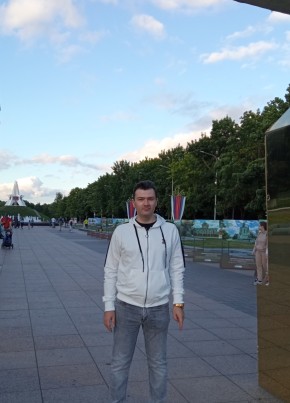 Максим Барсуков, 34, Россия, Орёл